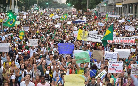 Brasil: Os jovens “entenderam a democracia como um exercício diário”