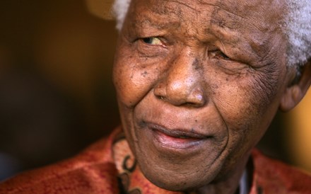 Mundo comemora hoje 95 anos de Nelson Mandela