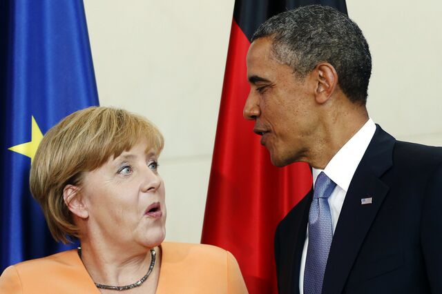Americanos terão escutado telemóvel pessoal de Merkel 