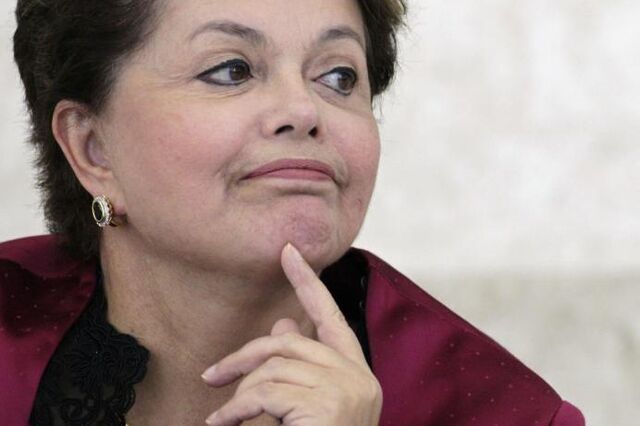Brasil admite adiar leilão para trem-bala