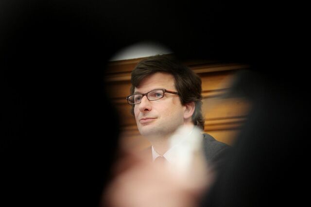 Moreira Rato: “Há espaço para que juros continuem a cair”