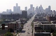 A cidade do estado de Michigan perdeu uma grande parte da população na segunda metade do século XX. Passou de 1,8 milhões de habitantes, nos anos 50, para cerca de 700 mil, actualmente. 