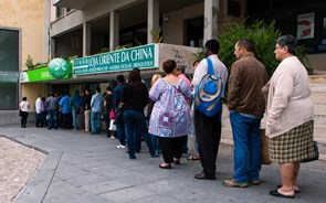 Desemprego cai para 8,6% em Setembro