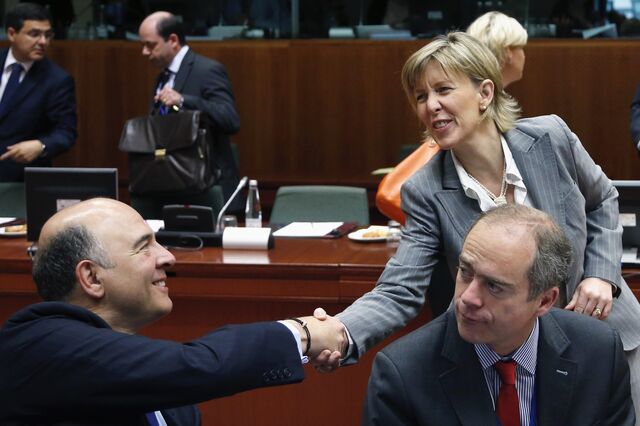 Moscovici contra 'interpretação criativa' das regras orçamentais