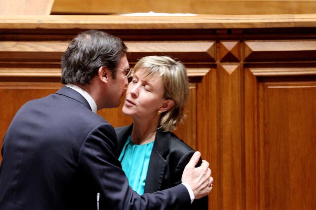 Passos Coelho: Futuro vai justificar confiança na ministra das Finanças  