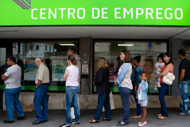 Taxa de desemprego atinge 11% em Agosto