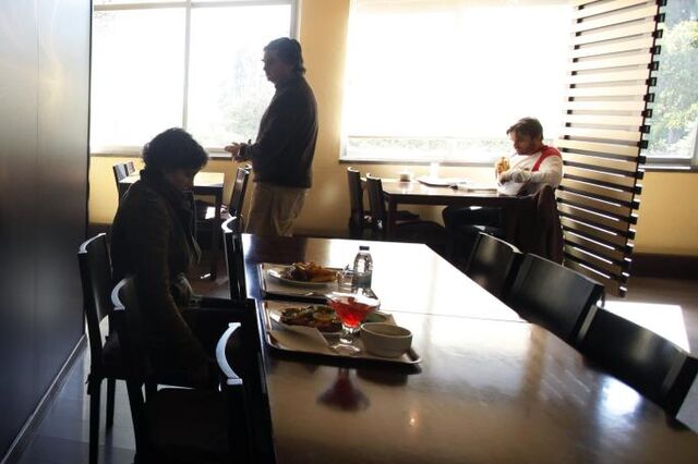 Empresas acusadas de cartel ganham contratos nas cantinas do Estado