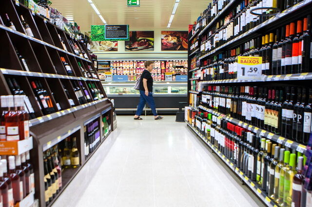 Adegas fazem campanha pelo 'vinho com moderação'