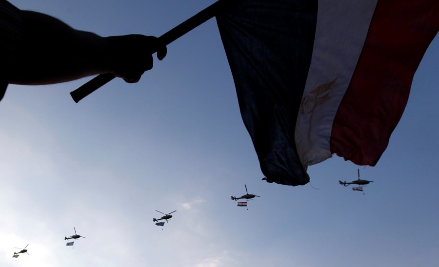 Na segunda-feira os militares deram 48 horas ao Presidente islamita antes de avançarem com o seu próprio “plano para o futuro”