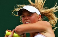 7 - Caroline Wozniacki (ténis); 
Total: 13.6 milhões de dólares; 
Prize-money: 2.6 milhões de dólares; 
Contratos publicitários: 11 milhões de dólares 