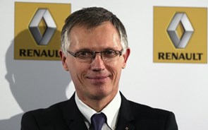 Renault promove dois gestores para substituir o português Carlos Tavares
