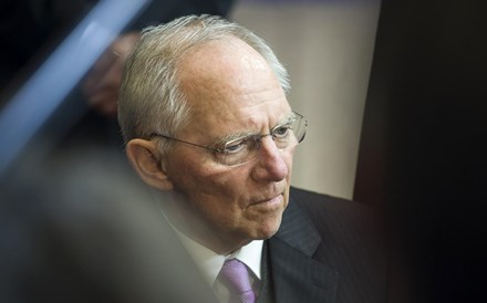 Schäuble: 'Portugal deve manter anterior rumo. Mercados estão já nervosos'