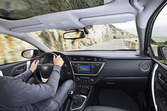 Toyota Auris Touring Sports - Carrinha espaçosa e versátil