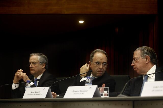 Prejuízos dos bancos privados aumentam para 1,56 mil milhões em 2013
