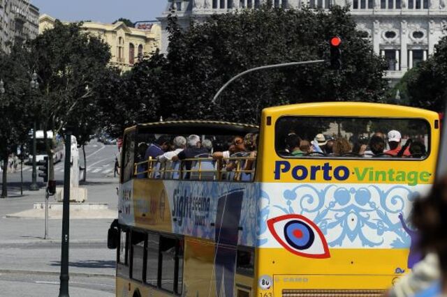 Turismo do Norte pede recursos para atrair mais voos ao Porto mas exclui a TAP