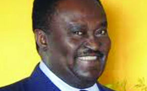 Morreu Piedade dos Santos, ex-vice presidente de Angola