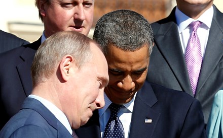 Putin não acede a pedidos de Obama nem da NATO