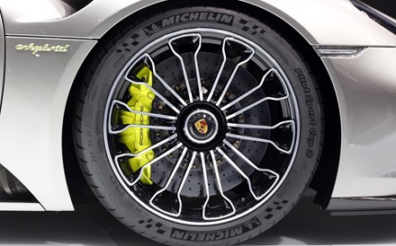 Lucros da Michelin sobem 19% em 2015