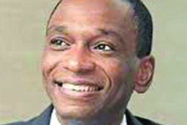 Filho do ex-presidente de Angola constituído arguido