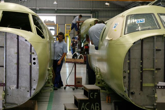 Markit: Actividade económica põe Zona Euro a caminho da maior expansão numa década