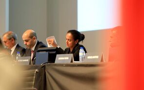 Isabel dos Santos na AG da Zon Optimus