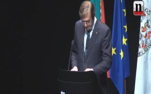 Passos Coelho Divida.mp4