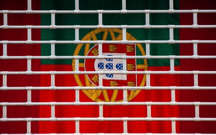 Economistas acreditam que Portugal sai do 'lixo' dentro de um ano