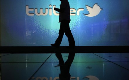 Twitter eleva preço do IPO em quase 30%