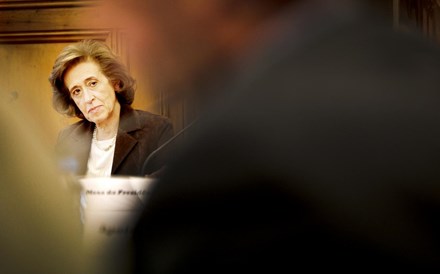 Manuela Ferreira Leite no Parlamento: 'Não é possível pagar a dívida'
