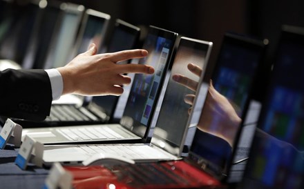 Comércio por plataformas electrónicas gerou 39 mil milhões de euros de negócios em 2012