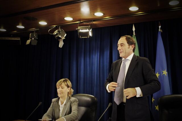 Paulo Portas anuncia resultados da última avaliação da troika