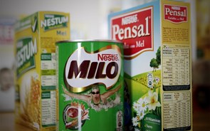 Lucros da Nestlé ficam aquém do estimado e empresa antecipa ano de 'desafios'