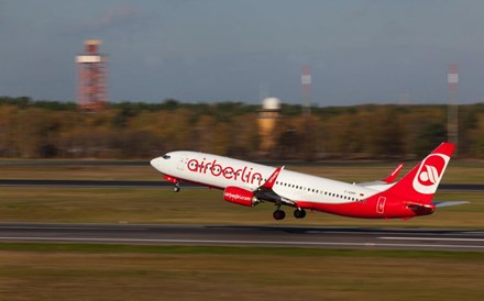 Air Berlin pede insolvência. Acções afundam mais de 34%