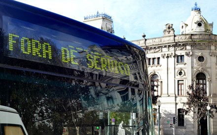 Greve na STCP empata sondagem da concessão 'à boca' dos autocarros 