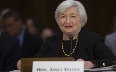 Janet Yellen anima mercados na última sessão da semana