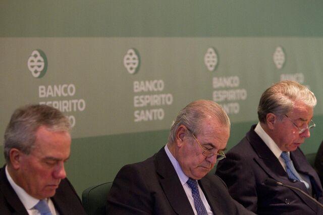 Ex-gestores do BES acusados de dolo por causa do BES Angola