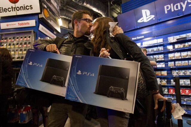 Sony vende 4,2 milhões de PlayStation 4 (act.)