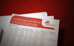 Investimento em certificados de aforro cai 123 milhões no primeiro mês sem prémio