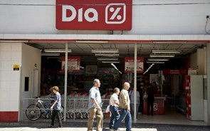 Grupo Dia encerrará 21 lojas em Espanha após aquisição dos supermercados El Árbol