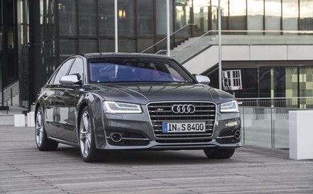 Automóveis no Weekend: Audi A8