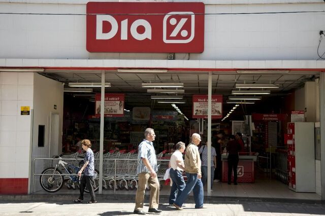 Grupo Dia encerrará 21 lojas em Espanha após aquisição dos supermercados El Árbol