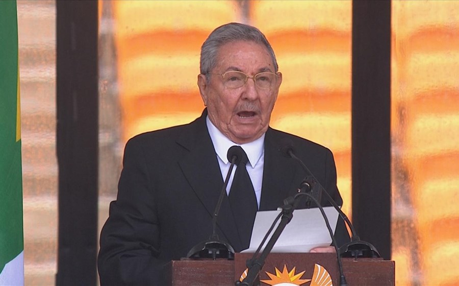 'Cuba, um país nascido da revolução, tem sangue africano nas veias', afirmou Raul Castro durante a sua intervenção