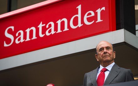 Banco Santander aumenta lucros em 22% para os 2,7 mil milhões de euros