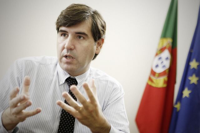 Indústria solar e Governo negoceiam solução para evitar mais despedimentos 