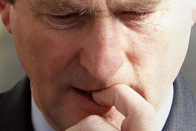 Sem troika, Dublin carrega sozinha peso das reformas