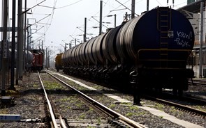 Ferroviários protestam contra venda da CP Carga