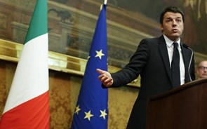 Renzi pede “mudança de modelo” na Europa e diz que plano Juncker “não é suficiente”