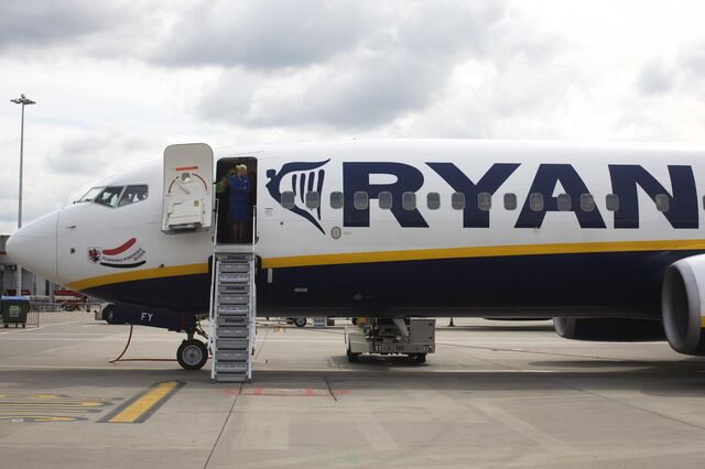 Ryanair está a recrutar 250 pessoas em Portugal