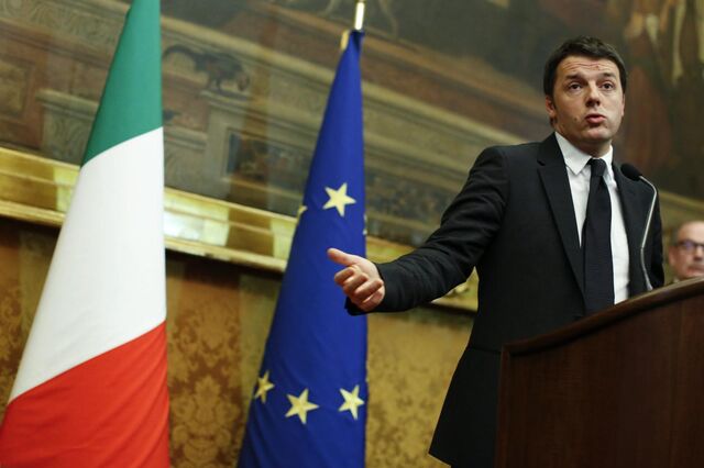 Matteo Renzi leva Angelino Alfano e Pier Carlo Padoan para o novo Executivo de Itália 