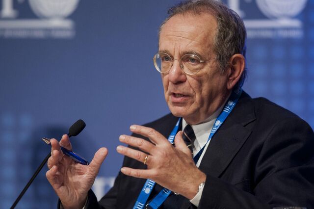 Padoan garante que sistema bancário italiano não está em crise